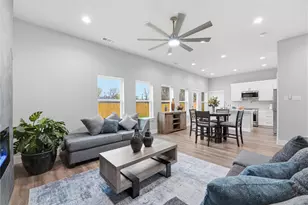 115 Church St, Waxahachie, TX 75165 - Photo 2