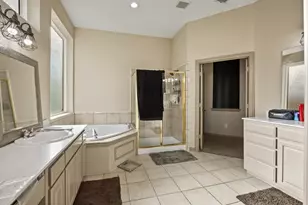 1800 Hollow Falls Ct, Frisco, TX 75036 - Photo 14