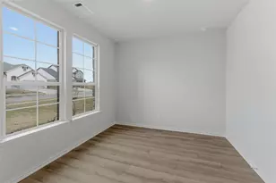 1237 Sabine River Ln, Springtown, TX 76082 - Photo 6