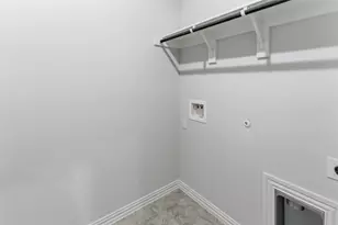 1237 Sabine River Ln, Springtown, TX 76082 - Photo 8