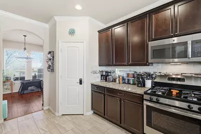 1529 Enchanted Sky Lane, Fort Worth, TX 76052 - Photo 8