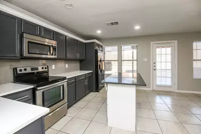 5600 Ainsdale Drive, Fort Worth, TX 76135 - Photo 8