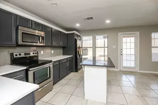 5600 Ainsdale Dr, Fort Worth, TX 76135 - Photo 8