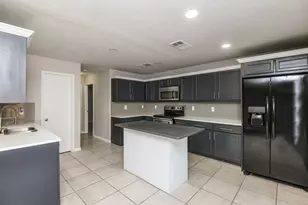 5600 Ainsdale Dr, Fort Worth, TX 76135 - Photo 6