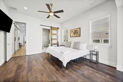 2011 N Prairie Avenue #2011, Dallas, TX 75204 - Photo 26