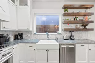 2009/2011 N Prairie Ave, Dallas, TX 75204 - Photo 12