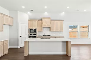 3920 Clingsman Wy, McKinney, TX 75071 - Photo 10