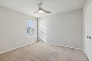 6021 Myers Ct, Providence Village, TX 76227 - Photo 14