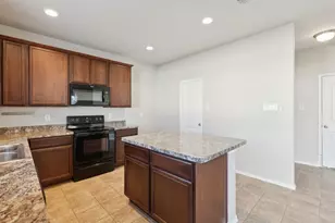 6021 Myers Ct, Providence Village, TX 76227 - Photo 10