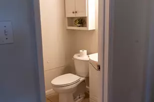 2403 Briarwood Ln, Carrollton, TX 75006 - Photo 18