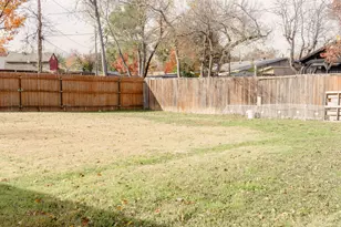 2403 Briarwood Ln, Carrollton, TX 75006 - Photo 22