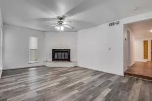 1905 Huntington Dr, Grand Prairie, TX 75051 - Photo 10