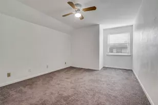 1905 Huntington Dr, Grand Prairie, TX 75051 - Photo 22