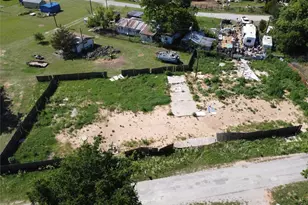 218 Kickapoo Trail, Weatherford, TX 76087 - Photo 1