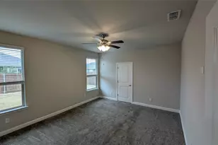 716 Shepperton Wy, Justin, TX 76247 - Photo 10