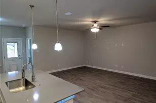 716 Shepperton Wy, Justin, TX 76247 - Photo 6