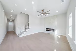 113 Church St, Waxahachie, TX 75165 - Photo 8