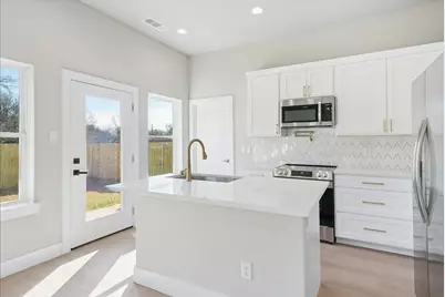 113 Church Street, Waxahachie, TX 75165 - Photo 4