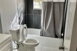 514 Peters St, Waxahachie, TX 75165 - Photo 8