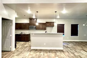 2107 Hemphill St, Greenville, TX 75401 - Photo 4