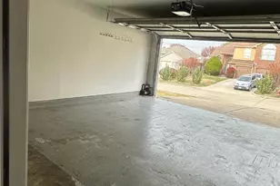 1123 Cavalcade Dr, Grand Prairie, TX 75052 - Photo 12