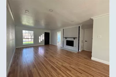 709 Fouts Drive, Irving, TX 75061 - Photo 8