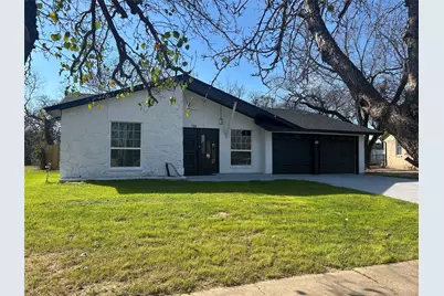 709 Fouts Drive, Irving, TX 75061 - Photo 2