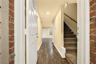 1716 S Waco St, Van Alstyne, TX 75495 - Photo 2