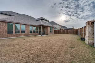 905 Flora St, Mansfield, TX 76063 - Photo 10