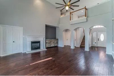 9 Losana Court, Mansfield, TX 76063 - Photo 4