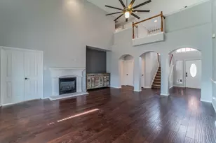 9 Losana Ct, Mansfield, TX 76063 - Photo 4