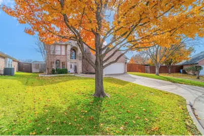 9 Losana Court, Mansfield, TX 76063 - Photo 2