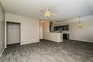 13428 Vida Ln, Dallas, TX 75253 - Photo 2