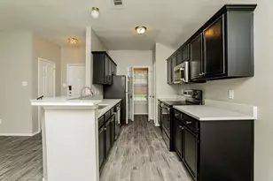 13428 Vida Ln, Dallas, TX 75253 - Photo 6