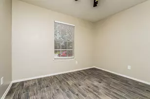 13428 Vida Ln, Dallas, TX 75253 - Photo 12