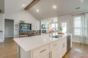 317 Ember Cir, Waxahachie, TX 75165 - Photo 10