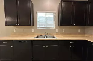 5821 Mirror Ridge Dr, Fort Worth, TX 76179 - Photo 6