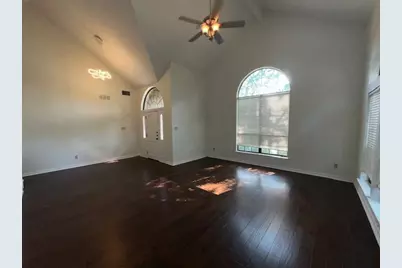 2704 Yorkshire Court, Grapevine, TX 76051 - Photo 30