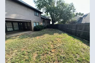 2704 Yorkshire Court, Grapevine, TX 76051 - Photo 24