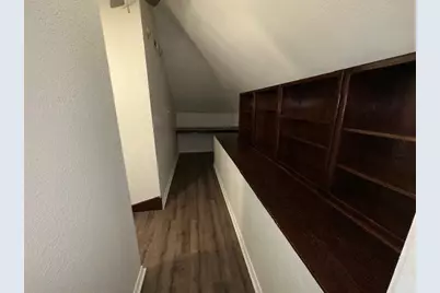 2704 Yorkshire Court, Grapevine, TX 76051 - Photo 18