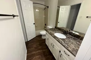 2704 Yorkshire Ct, Grapevine, TX 76051 - Photo 22