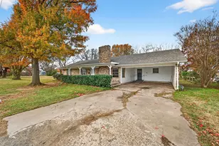 800 Carver St, Whitesboro, TX 76273 - Photo 4