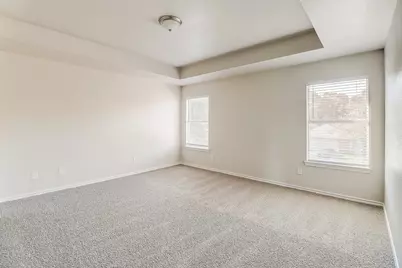 715 S Parks Drive, DeSoto, TX 75115 - Photo 10