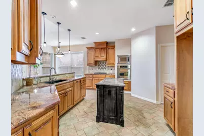 3604 Everton Drive, Flower Mound, TX 75022 - Photo 10