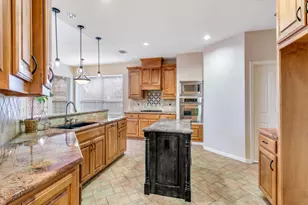 3604 Everton Dr, Flower Mound, TX 75022 - Photo 10