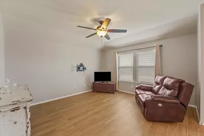 1401 N Houston Street, Royse City, TX 75189 - Photo 4