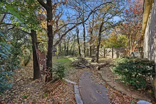 7 Lake Forest Ct, Trophy Club, TX 76262 - Photo 26