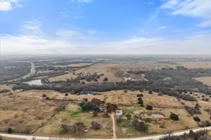 9926 NW County Road 1390, Blooming Grove, TX 76626 - Photo 4