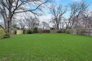 4309 Martha Ln, Fort Worth, TX 76103 - Photo 16