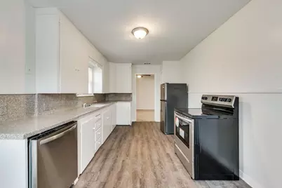 4309 Martha Lane, Fort Worth, TX 76103 - Photo 6